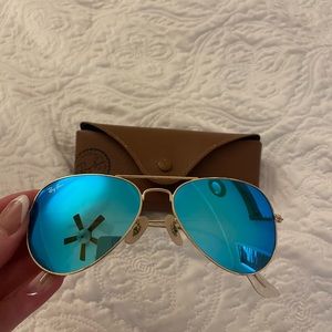 Blue Ray Ban Aviators